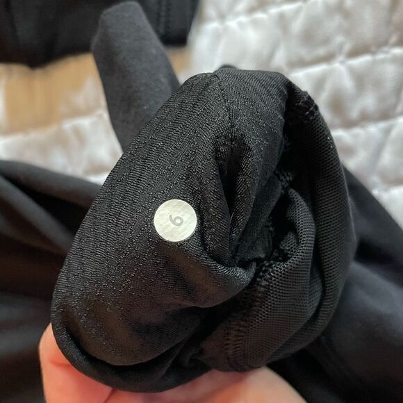 Lululemon Athletica Think Fast Black Half Zip Pullover | SZ 6 - Picture 8 of 16